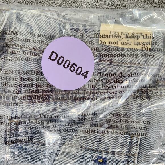 NEW Banjara Shorts Womens 7/27 Blue Embroidered Flowers High Rise Light Wash - Picture 11 of 11